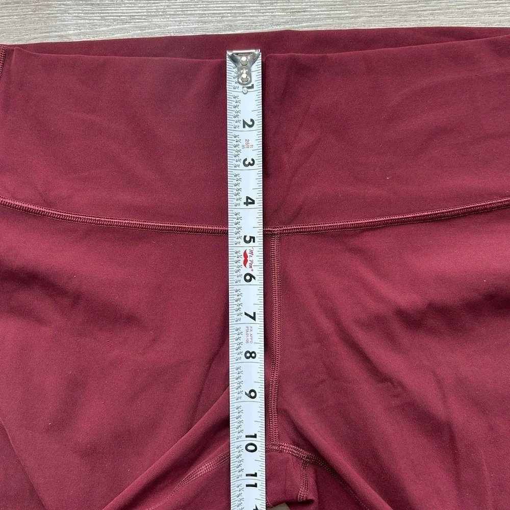 Lululemon Size 12 Garnet Wunder Train Women's High-Rise Tight 28